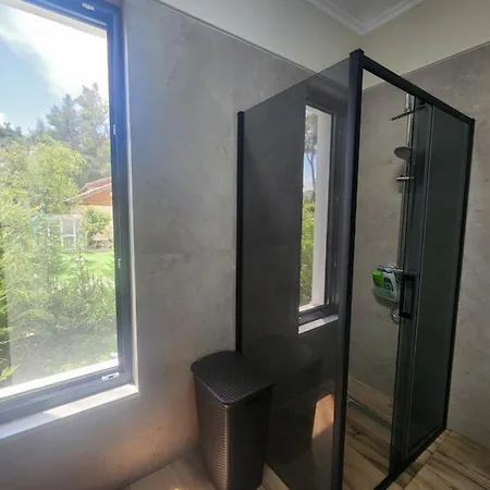 度假居 Pinetrees House With Swimming Pool *